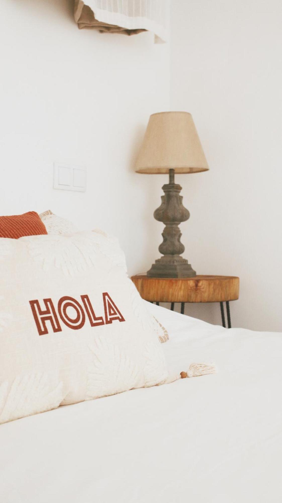 Vila Vale Guest House - Surf & Yoga シャルネカ エクステリア 写真